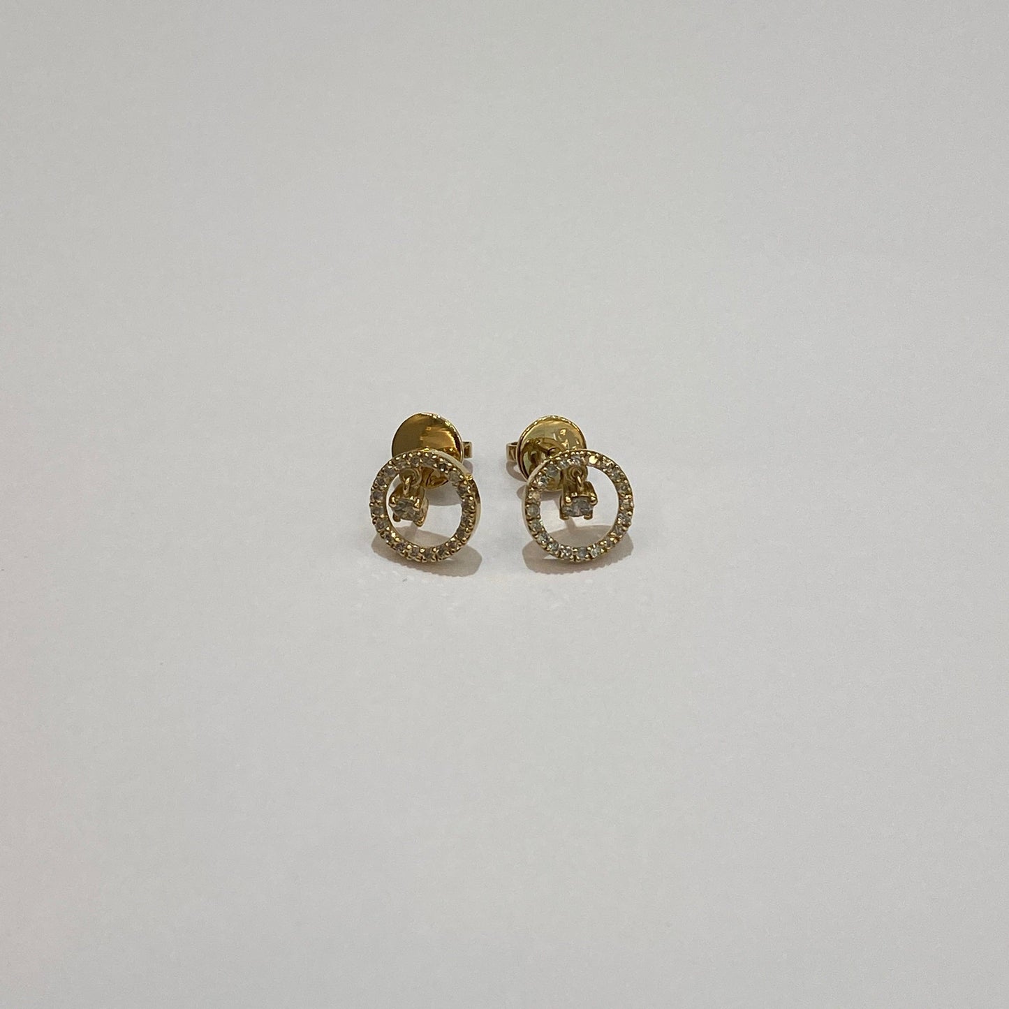 Gold And Diamond Earring dancing diamond in centre