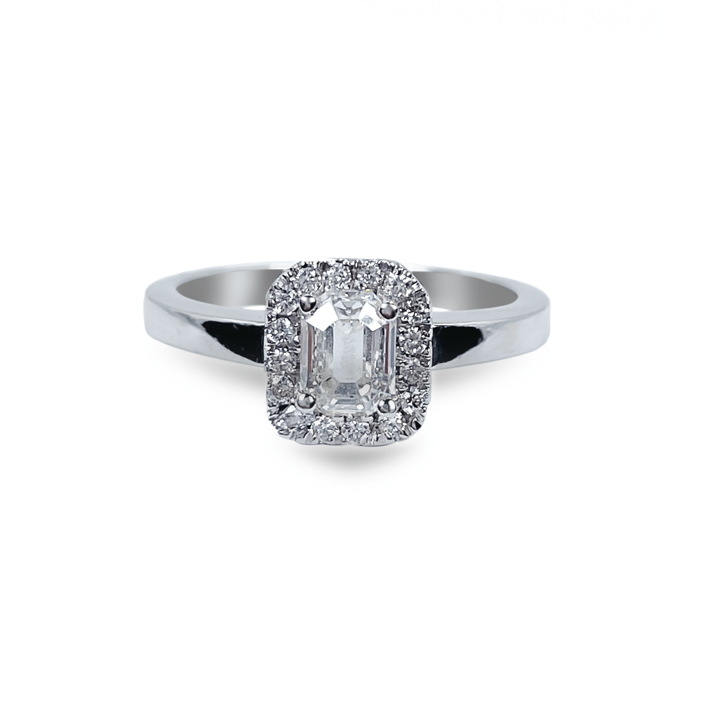 0.75ct Cushion Cut Solitaire with Diamond Halo in 18k White Gold- جرس - Luxury Diamond Jewelry shop Dubai - SABA DIAMONDS