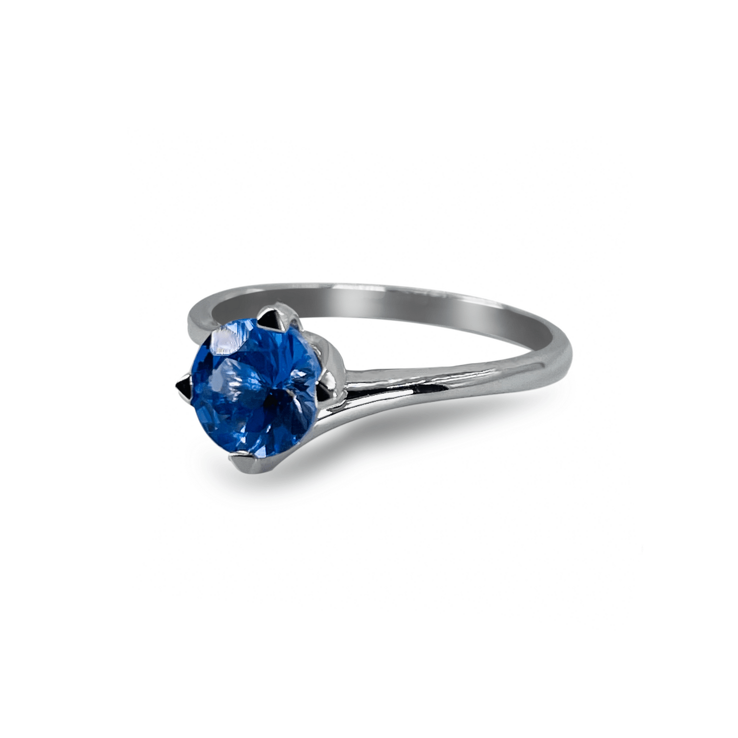 Round Twisting Tanzanite Ring- جرس - Luxury Diamond Jewelry shop Dubai - SABA DIAMONDS